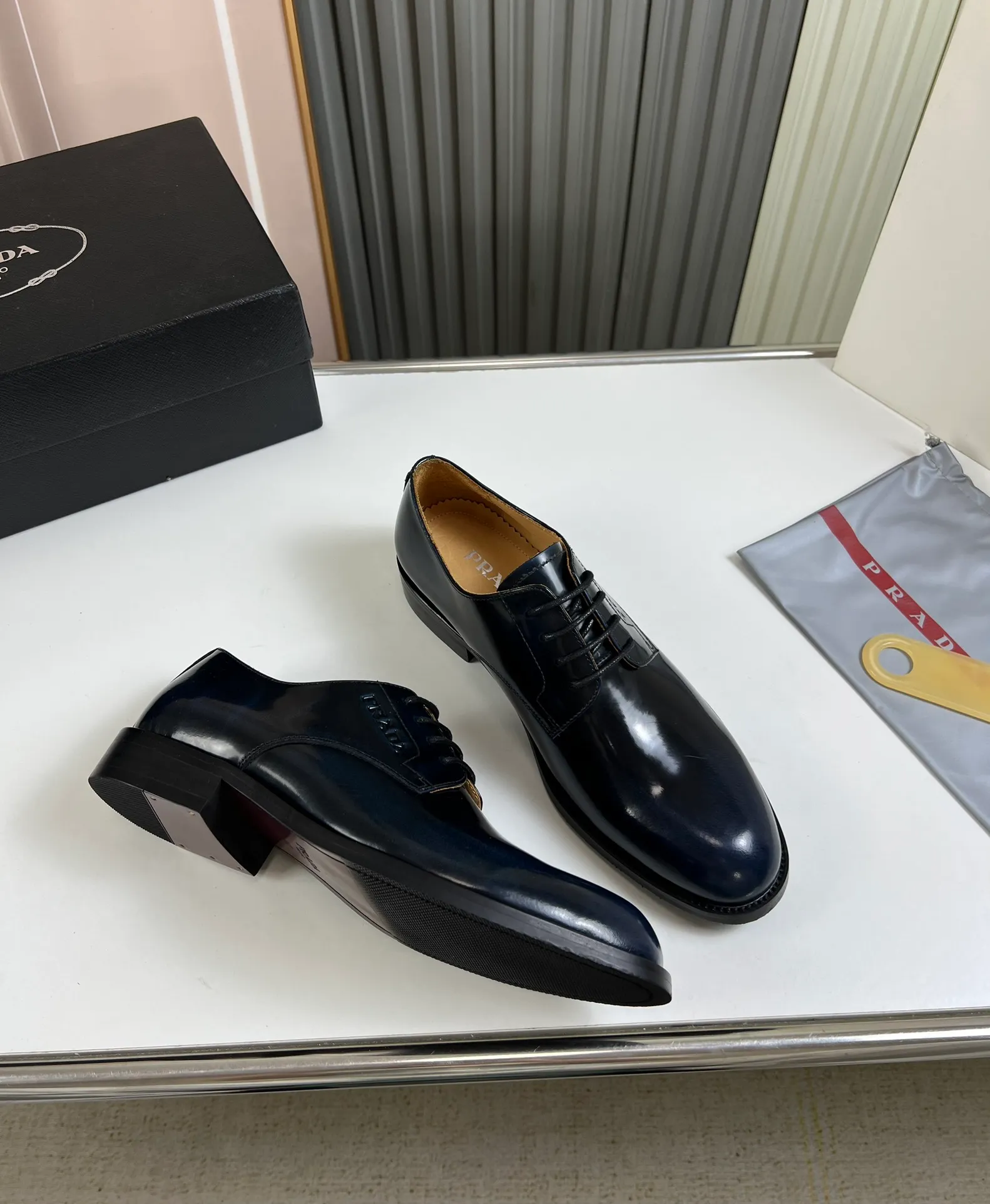 Men's shoes 💰520💰 Prada.PRADA men's business casual leather shoes, 1:1 shipment ⬆️Luxury and noble 👞All imported original brand leather, just to create a more comfortable wearing experience, upper: original open edge beaded cowhide ➕Imported full cow lining, original outsole ✔️36-45 (45 non-returnable)